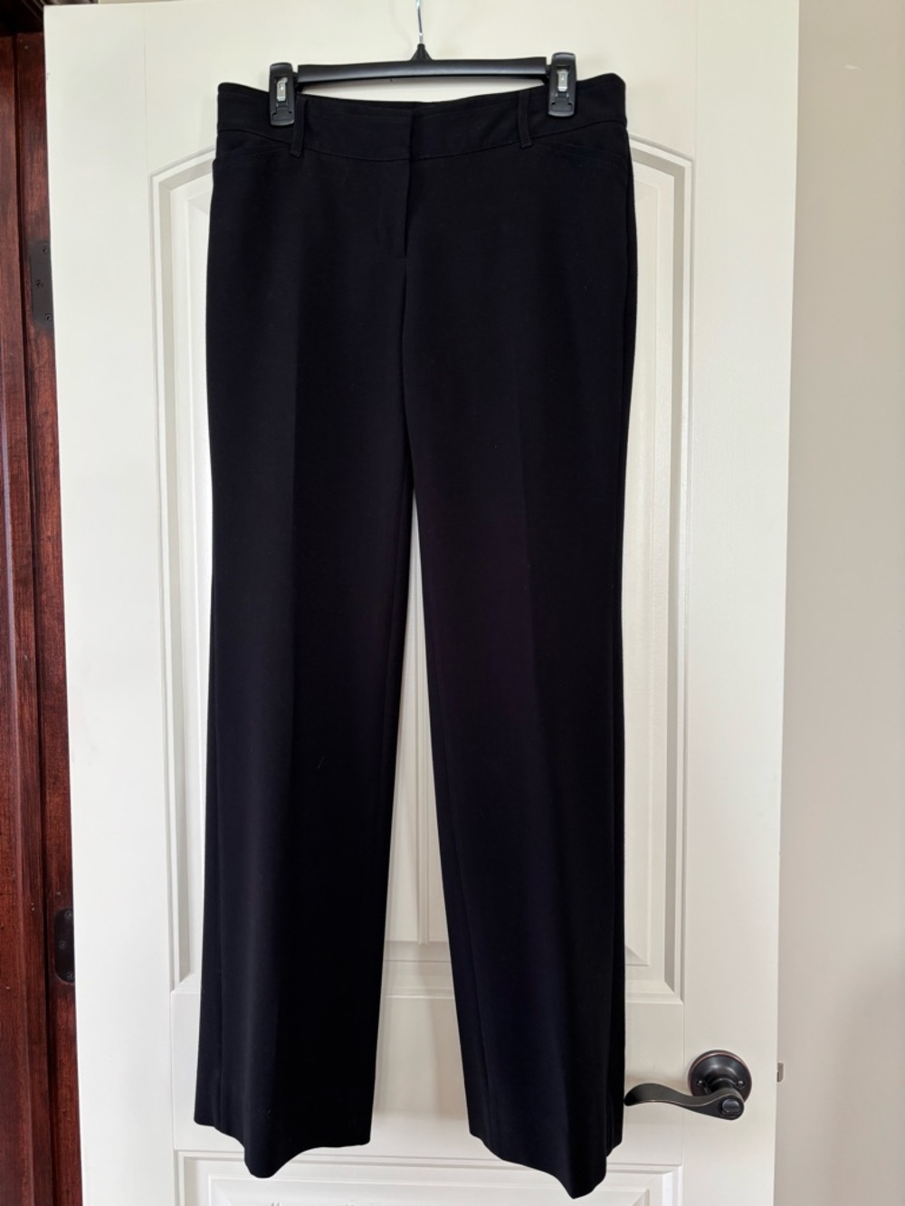 White House Black Market modern bootcut. Black, Sz 6